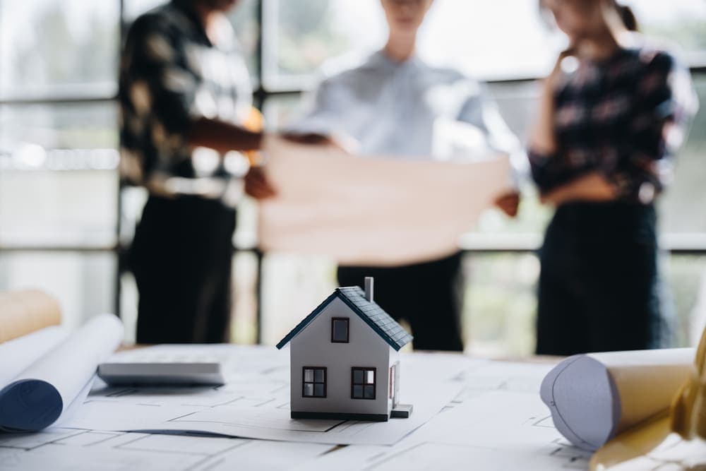 Stand out from other agents